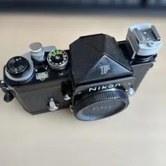 Nikon F アイレベル ブラック 初期675万番台 富士山マーク 角窓のサムネイル