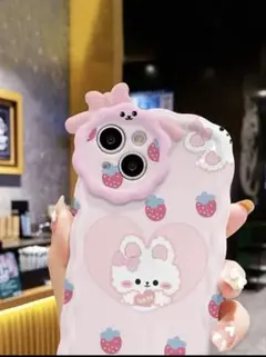 ❇️[期間限定特価]❇️ウサギとストロベリーのiPhone14ケース