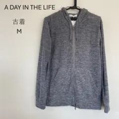 ア デイ イン ザ ライフ トップス 1107G01