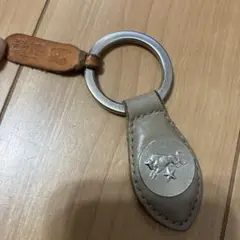 イルビゾンテ　il bisonte 革　レザー キーホルダー