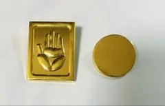 新品 空条承太郎 バッジ 2個セット JOJO ピンズ ジョジョ