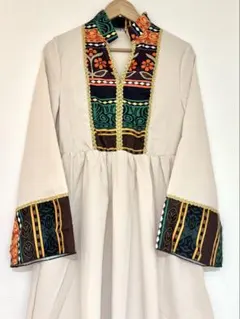 民族風ロングワンピース 刺繍ライン エスニック アイボリー インド★新品未使用★