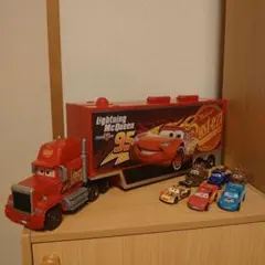 Cars Lightning McQueen トレーラーセット
