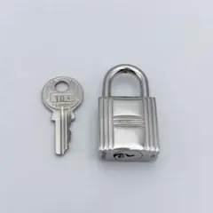 2026年最新】エルメス南京錠カデナの人気アイテム - メルカリ