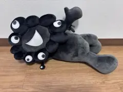 ミャクミャクくじ 2等】ミャクミャク 寝そべりぬいぐるみ(ブラック