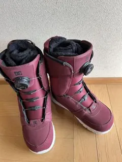 スノーボードブーツ