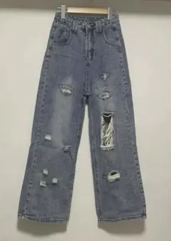ダメージ加工のデザイン♡ダメージカットデザイン♡デニムパンツ