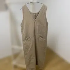 tumugu ツムグ　サロペット　オーバーオール　ベージュのサムネイル