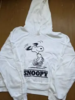新品☆スヌーピー ホワイト パーカー　gu
