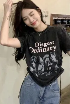 Shein Tシャツ