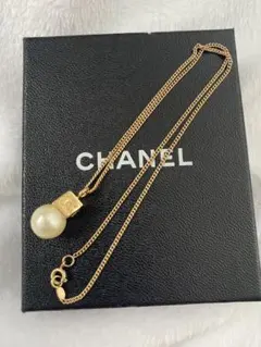 CHANEL ココマーク パール ネックレス ゴールドのサムネイル