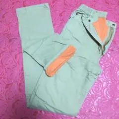 ベージュの長ズボン160cm 内側オレンジ