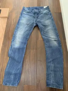 Diesel ダメージ加工 デニムジーンズ