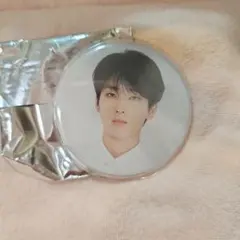 セブチ　ウォヌ　缶バッジ　seventeen