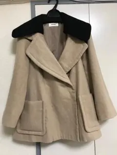 べージュコート　スナイデルのサムネイル