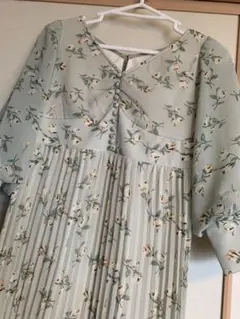 新品　NICE CLAUP 花柄ワンピース