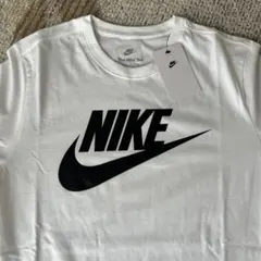 Nike ホワイト ロゴ Tシャツ 長袖