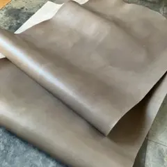牛革　ソフトスムースレザー　グレージュ