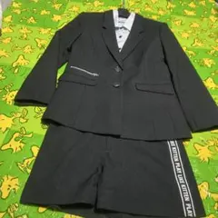 ガールズ　フォーマルパンツスーツ3点セット　サイズ150