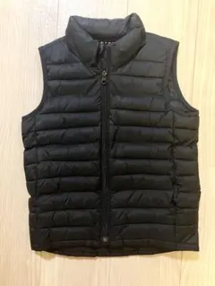 美品♡GAP kids ダウンベスト　キッズ　XS ブラック　黒　無地