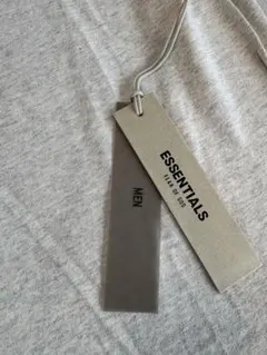 新品未使用ESSENTIALS Tシャツ メンズM タグ付きのサムネイル