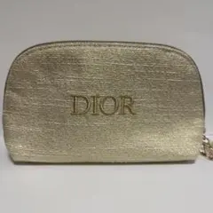 Dior ゴールドポーチ 星型チャーム付き
