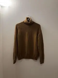UNIQLOカシミア100%ブラウン タートルネック セーター L