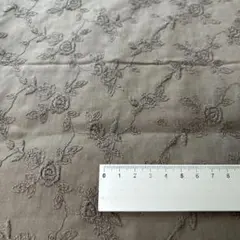 刺繍生地残布　縦70cm×横95cm