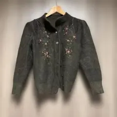 刺繍カーディガン