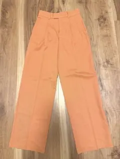 GU ワイドパンツ