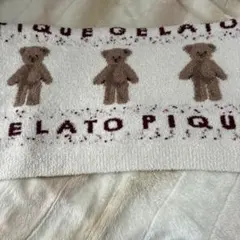 gelato piqueアグリーベアジャガードブランケット