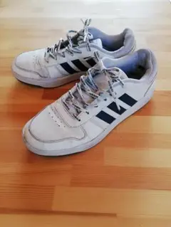 クリーニング済 adidas スニーカーフープス2.0 ホワイト アディダス