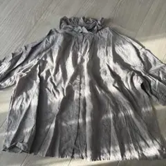 フリル襟 ブラウングレー 星座柄シャツ