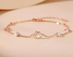 薔薇の約束– 小さな薔薇が秘める特別な約束を感じさせるブレスレット