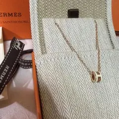 【新品未使用】HERMES Mini Pop H ホワイト×ローズゴールドのサムネイル