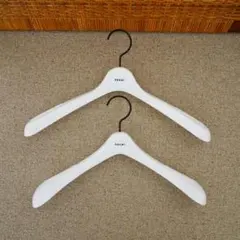 【sacai／サカイ】メンズ＋レディース ハンガー２本セット