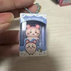 ちいかわ 古本屋 ミニチュアチャーム
