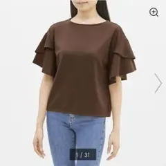 GU ジーユー　フリルスリーブT［半袖］