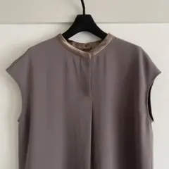 NERU様　2点おまとめ半袖 ブラウス、パンツ NERU様 2点おまとめ半袖 ブラウス、パンツ - メルカリ