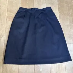 膝丈タイトスカートのサムネイル