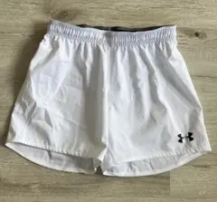 Under Armour ホワイトショートパンツ
