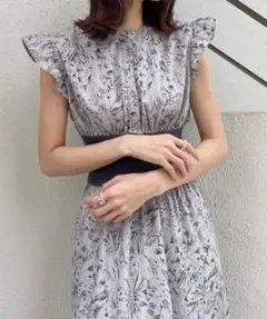 MAJESTIC LEGON コルセットデザインフリルワンピース グレー 柄