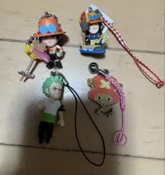 ONE PIECE ご当地 キーホルダー ストラップ 3種まとめ売り - メルカリ