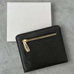 新品！　黒 本革　二つ折り財布　ミニ財布　レディース財布　ブラック　箱入り