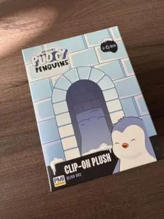 Pudgy Penguins Clip-On Plush パジーペンギン
