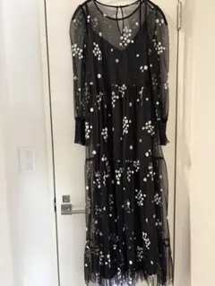 ZARA 花柄刺繍 メッシュ ロングワンピース ブラック