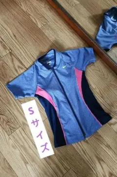 NIKE ラッシュガード Sサイズ カップ付き パープル×ネイビーのサムネイル