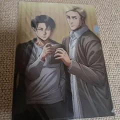 進撃の巨人　クリアファイル　リヴァイ　エルヴィン