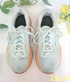 asics novablast5 GS ランニングシューズ　25cm