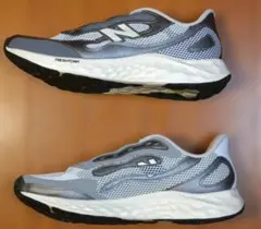 New Balance FRESH FORM ARISHI グレー スニーカー